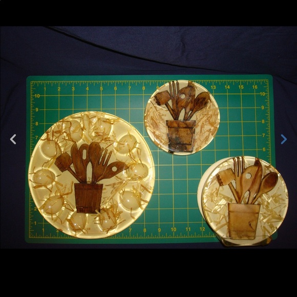 3 Vintage Retro Country Egg Plate Napkin Holder Trivet - Picture 5 of 12